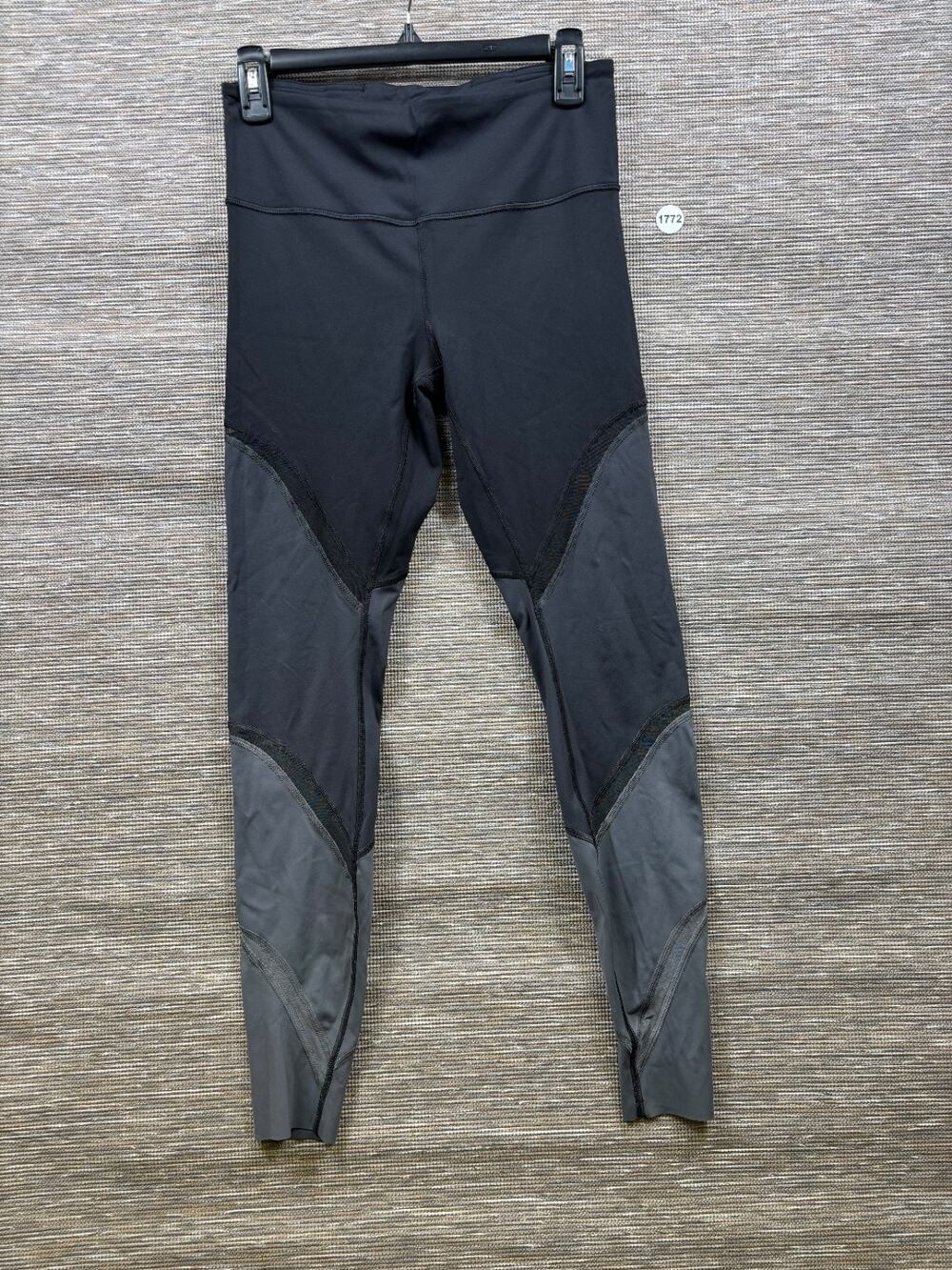 Lululemon Wunder Under HR Tight 28" Black Gray Leggings Womens Size 8 Athleisure